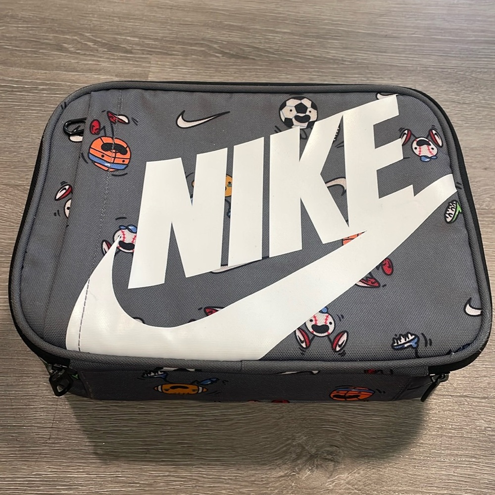 Nike Lunchbox